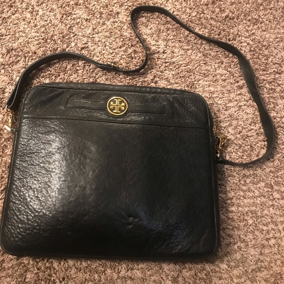 tory burch laptop case
